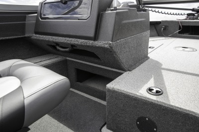 1750 Fish Hawk SC & WT  (JS - Jump seat)