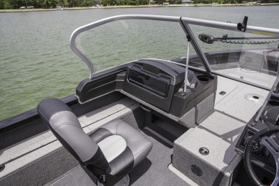 1750 Fish Hawk SC & WT  (JS - Jump seat)
