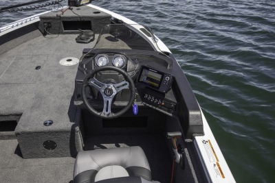 1750 Fish Hawk SC & WT  (JS - Jump seat)