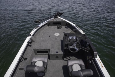 1750 Fish Hawk SC & WT  (JS - Jump seat)